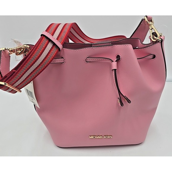 Michael Kors Handbags - NEW MICHAEL Michael Kors Eden Medium Leather Pink Bucket Shoulder Bag MSRP $398.